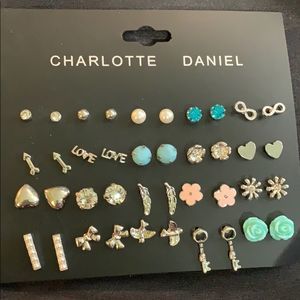 Charlotte Daniel 20 Earring Set